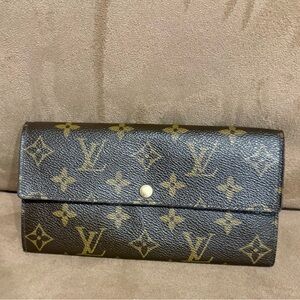 Louis Vuitton Monogram Canvas Long Wallet with floral inside pattern